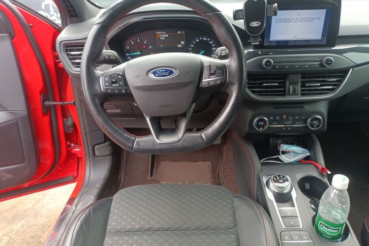 Used Ford Focus 2019 Hatchback EcoBoost 180 Automatic ST Line Steering Wheel