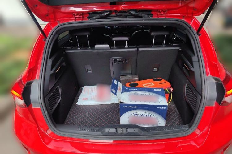 Used Ford Focus 2019 Hatchback EcoBoost 180 Automatic ST Line Trunk