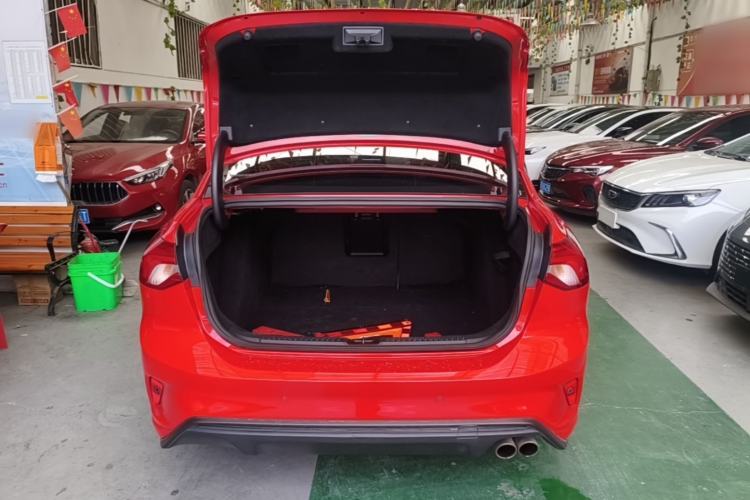 Used Ford Focus 2019 Sedan EcoBoost 180 Automatic ST Line Trunk