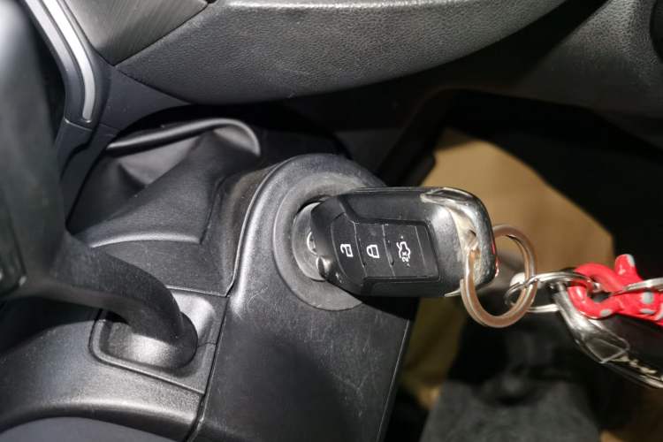 Used Ford Focus 2019 Hatchback EcoBoost 180 Automatic Trendy Model Vehicle Key