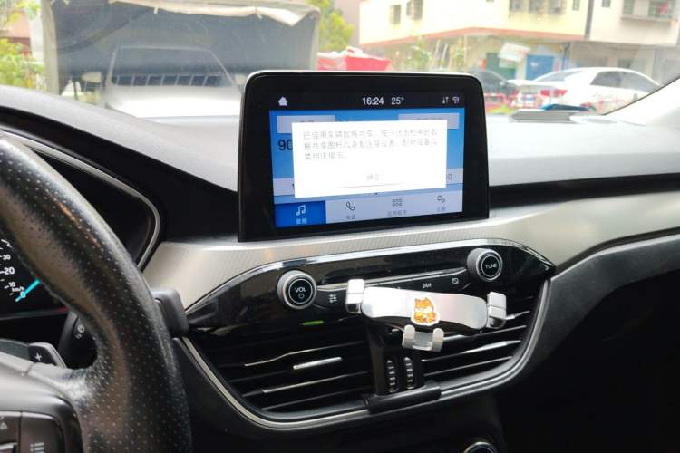 Used Ford Focus 2019 Sedan 1.5L Automatic Trendy Version China VI Standard Audio And AC Panel