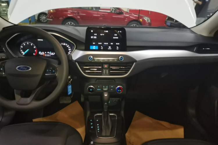 Used Ford Focus 2019 Sedan 1.5L Automatic FENGYUE Model China V Standard Audio And AC Panel