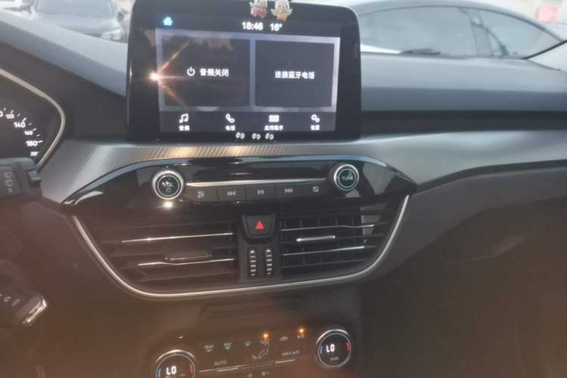 Used Ford Focus 2019 Hatchback EcoBoost 180 Automatic Trendy Model Audio And AC Panel