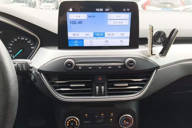 Used Ford Focus 2019 Hatchback 1.5L Automatic Fengeyue Model China VI Standard Audio And AC Panel
