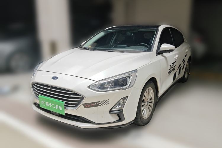 Used Ford Focus 2019 Hatchback EcoBoost 180 Automatic Trendy Model Guazi used car, China used car export, Used car for sale, Used cars, Cheapest cars for sale