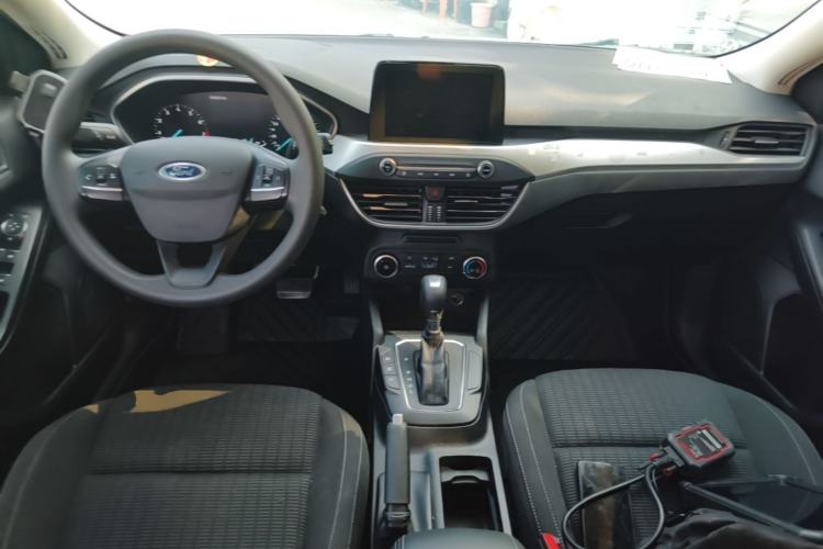 Used Ford Focus 2019 Hatchback 1.5L Automatic Sharp Edition China V Standard Center Console