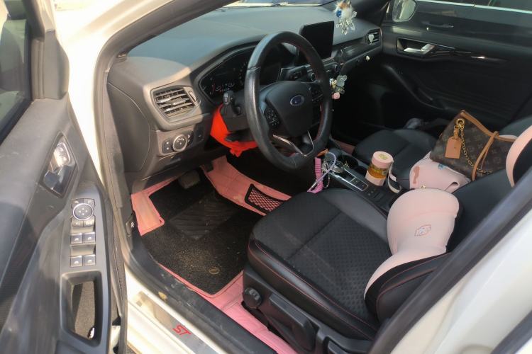 Used Ford Focus 2019 Sedan EcoBoost 180 Automatic ST Line Driver Seat