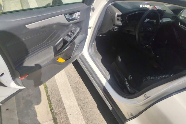 Used Ford Focus 2019 Hatchback 1.5L Automatic Sharp Edition China V Standard Driver Seat