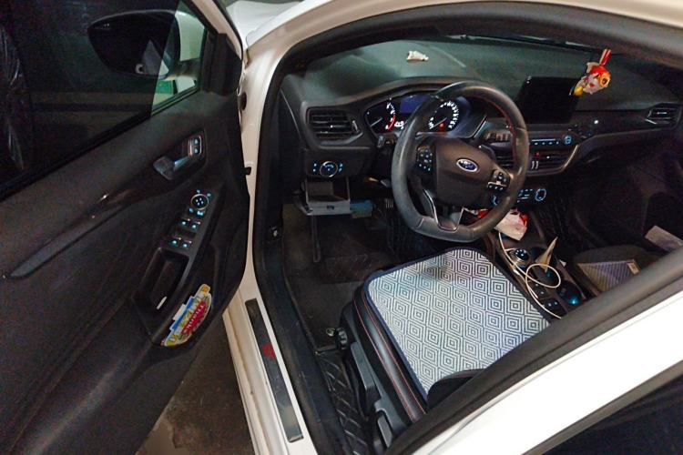 Used Ford Focus 2019 Hatchback EcoBoost 180 Automatic ST Line Driver Seat