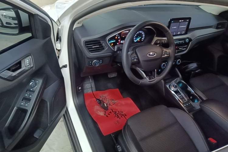 Used Ford Focus 2019 Hatchback EcoBoost 180 Automatic Trendy Model Driver Seat