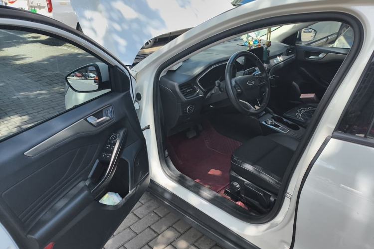 Used Ford Focus 2019 Hatchback EcoBoost 180 Automatic Trendy Model Driver Seat