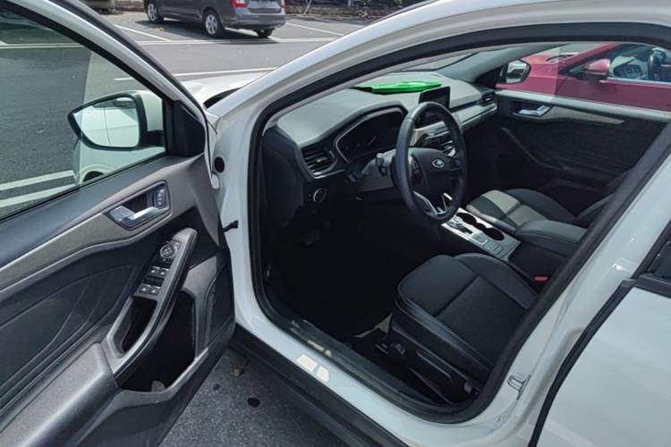 Used Ford Focus 2019 Hatchback EcoBoost 180 Automatic Trendy Model Driver Seat
