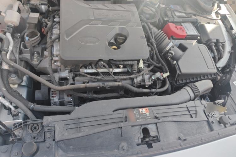 Used Ford Focus 2019 Sedan EcoBoost 180 Automatic Titanium Edition Engine Bay
