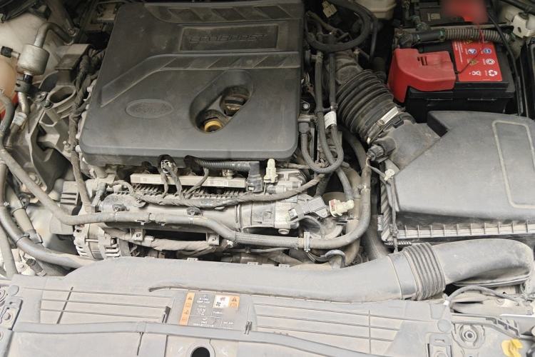 Used Ford Focus 2019 Hatchback EcoBoost 180 Automatic Trendy Model Engine Bay