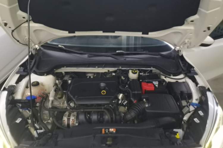 Used Ford Focus 2019 Sedan 1.5L Automatic FENGYUE Model China V Standard Engine Bay