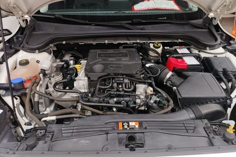 Used Ford Focus 2019 Sedan EcoBoost 125 Automatic Trendy Model China V Standard Engine Bay