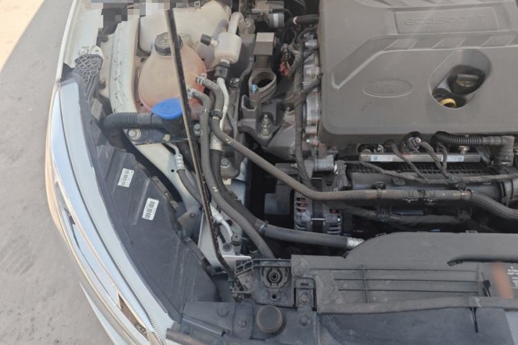 Used Ford Focus 2019 Sedan EcoBoost 180 Automatic Titanium Edition Engine Bay Right
