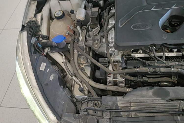 Used Ford Focus 2019 Sedan EcoBoost 180 Automatic Trend Edition Engine Bay Right