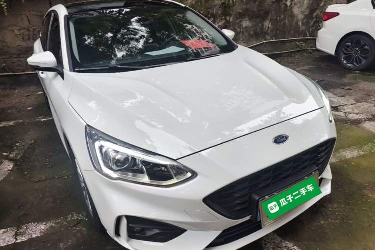 Used Ford Focus 2019 Sedan EcoBoost 125 Automatic Trendy Model China V Standard Exterior 1