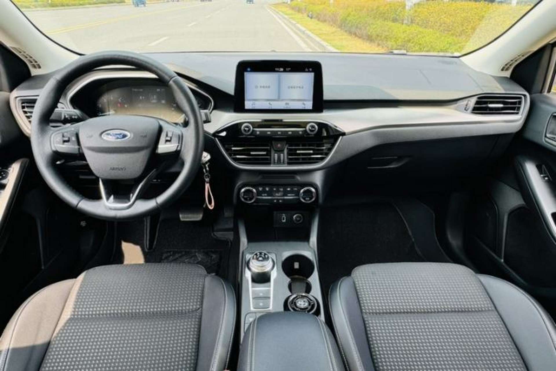 Used Ford Focus 2019 Sedan EcoBoost 180 Automatic Trend Edition Exterior 12