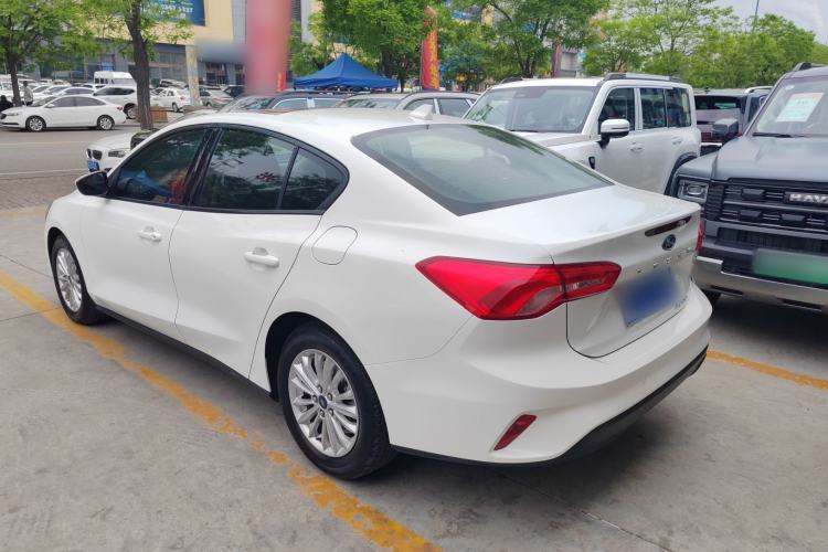Used Ford Focus 2019 Sedan EcoBoost 125 Automatic Trendy Model China V Standard Exterior 4