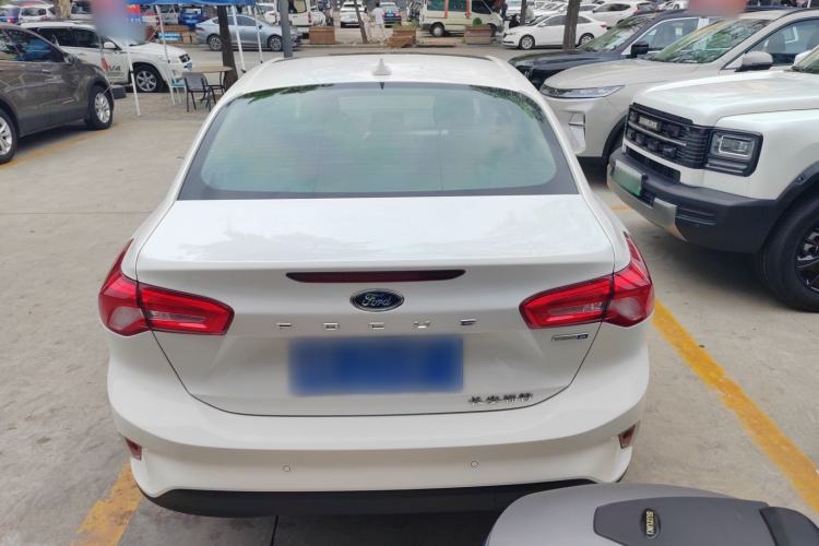 Used Ford Focus 2019 Sedan EcoBoost 125 Automatic Trendy Model China V Standard Exterior 5