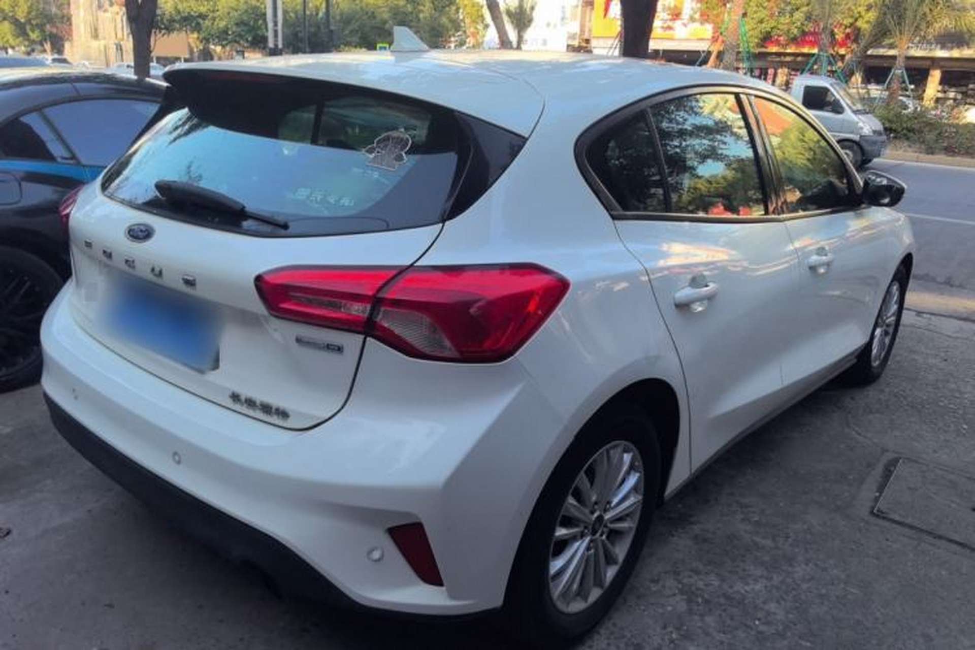 Used Ford Focus 2019 Two-Door EcoBoost 125 Automatic Trendy Model China V Standard Exterior 5