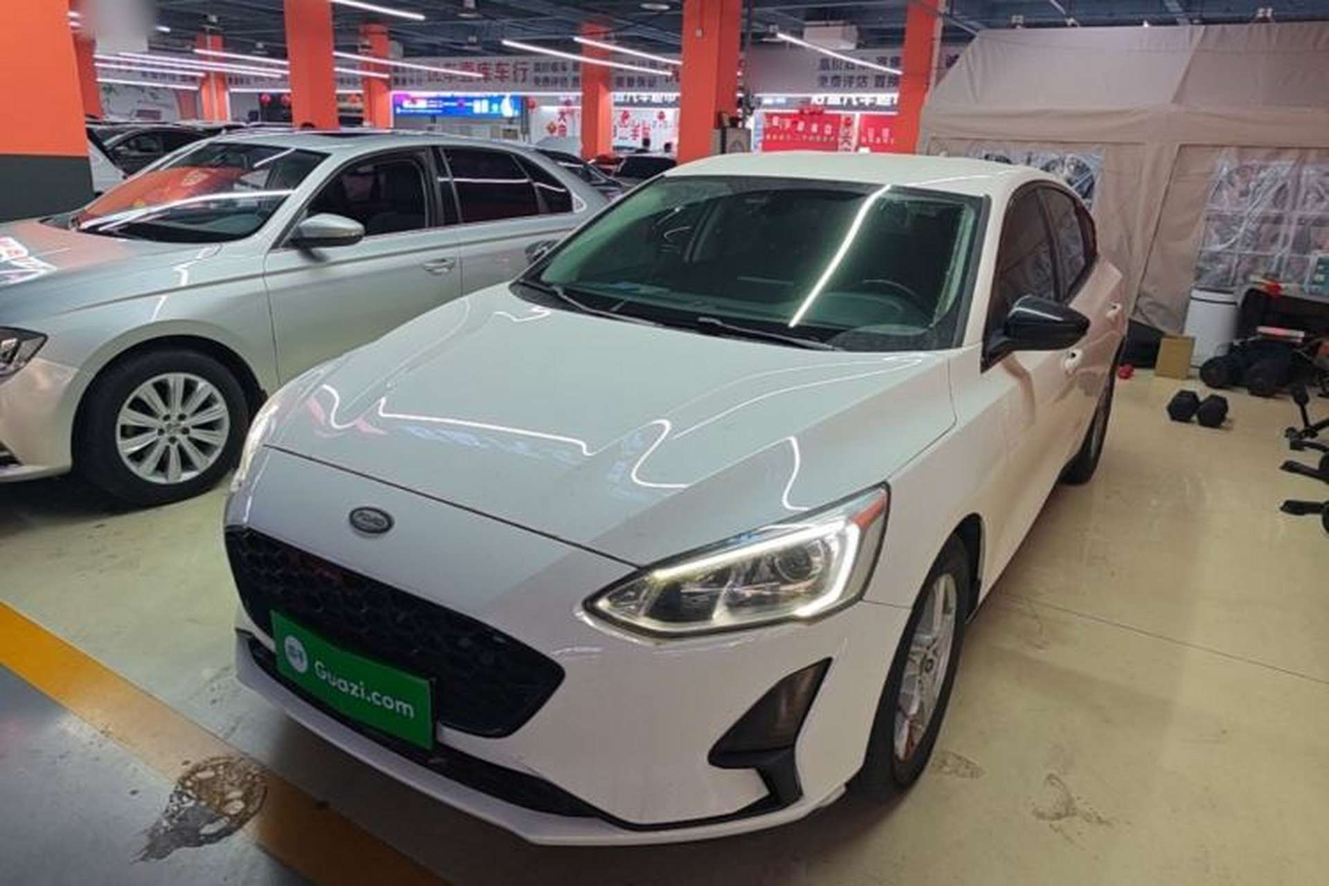 Used Ford Focus 2019 Hatchback 1.5L Automatic Sharp Edition China V Standard Front Left 45 Deg