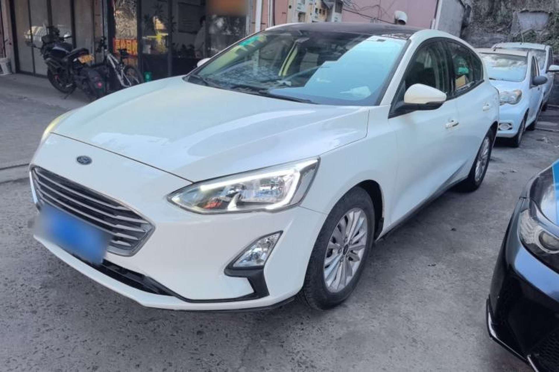 Used Ford Focus 2019 Two-Door EcoBoost 125 Automatic Trendy Model China V Standard Front Left 45 Deg
