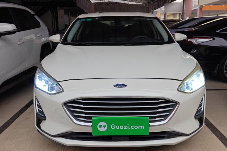 Used Ford Focus 2019 Sedan 1.5L Automatic FENGYUE Model China V Standard Front