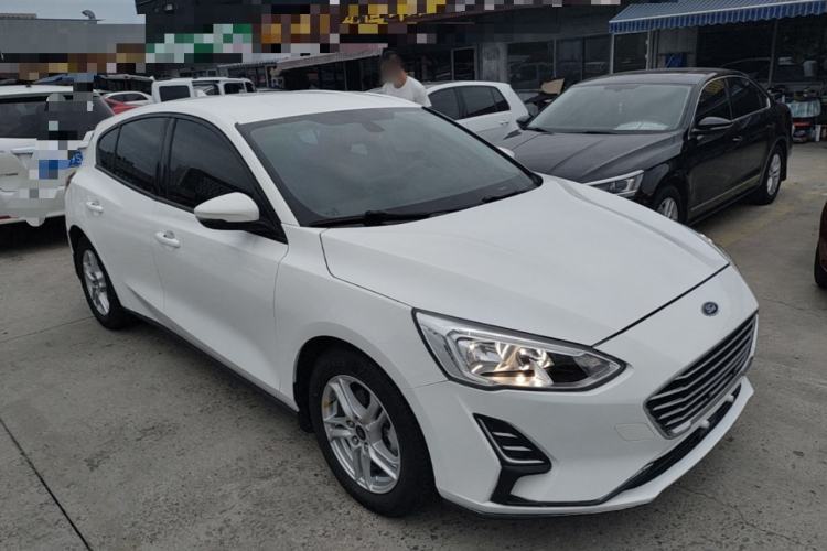 Used Ford Focus 2019 Hatchback 1.5L Automatic Sharp Edition China V Standard Front Right 45 Deg
