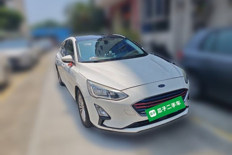 Used Ford Focus 2019 Two-Door EcoBoost 125 Automatic Trendy Model China VI Standard Front Right 45 Deg