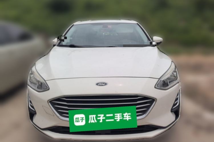 Used Ford Focus 2019 Sedan 1.5L Manual FENGYUE Model China V Emission Standard Front