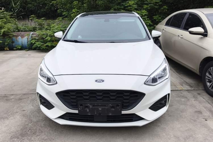 Used Ford Focus 2019 Hatchback 1.5L Automatic Fengeyue Model China VI Standard Front