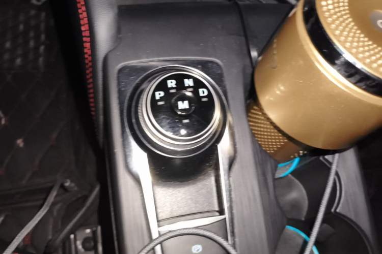 Used Ford Focus 2019 Sedan EcoBoost 180 Automatic ST Line Gear Lever