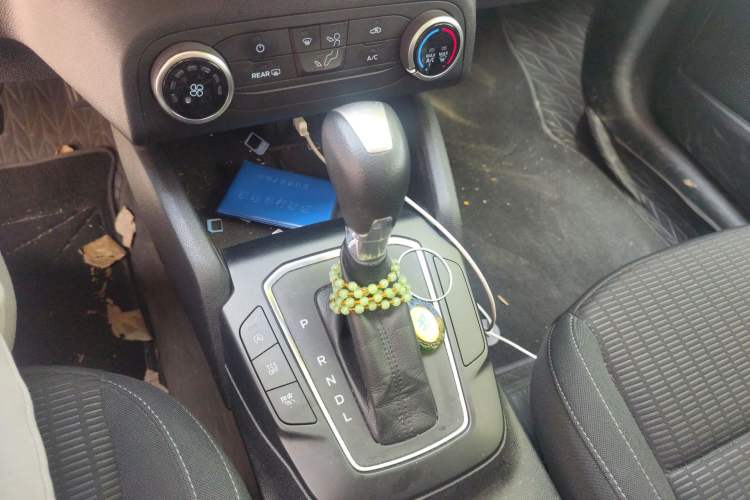 Used Ford Focus 2019 Hatchback 1.5L Automatic Sharp Edition China V Standard Gear Lever