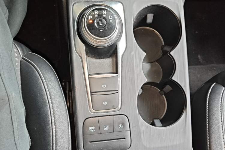 Used Ford Focus 2019 Sedan EcoBoost 125 Automatic Trendy Model China VI Standard Gear Lever