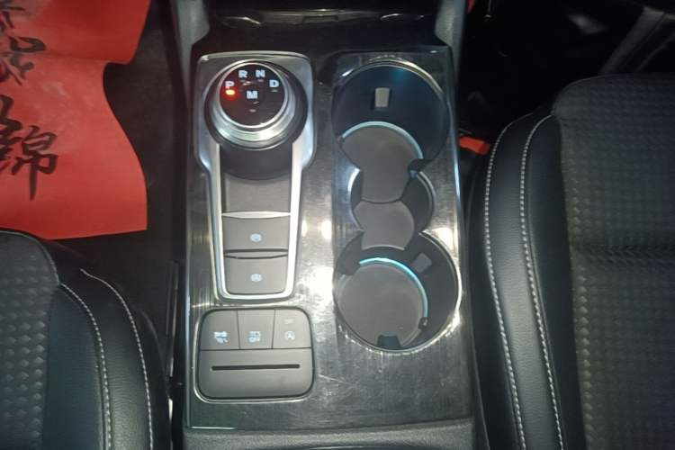 Used Ford Focus 2019 Hatchback EcoBoost 180 Automatic Trendy Model Gear Lever