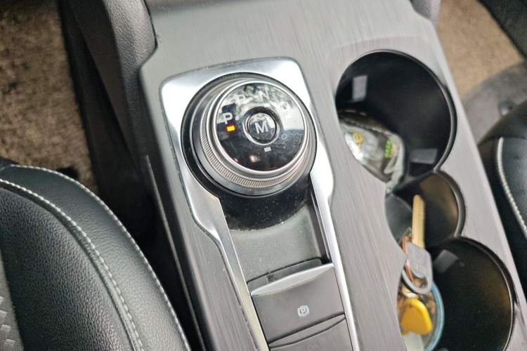 Used Ford Focus 2019 Hatchback EcoBoost 180 Automatic Trendy Model Gear Lever