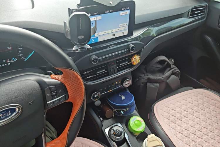 Used Ford Focus 2019 Sedan EcoBoost 180 Automatic ST Line Gear Lever