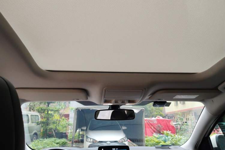 Used Ford Focus 2019 Sedan 1.5L Automatic Trendy Version China VI Standard Headliner