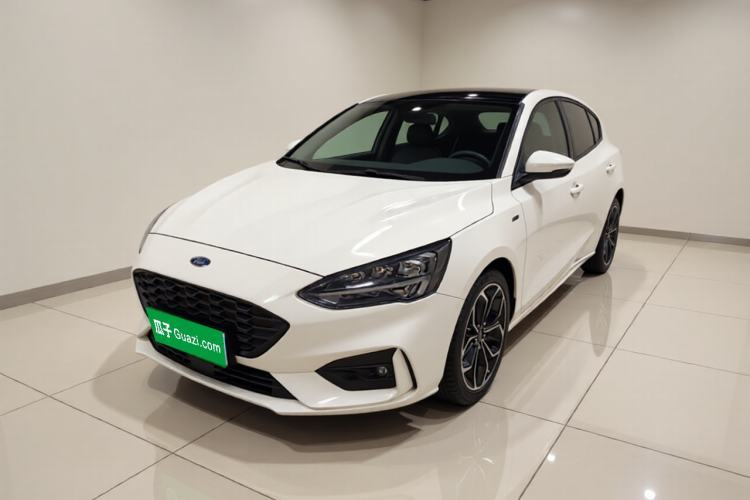 Ojetý Ford Focus 2019 Hatchback EcoBoost 180 Automatic ST Line Guazi used car, China used car export, Used car for sale, Used cars, Cheapest cars for sale