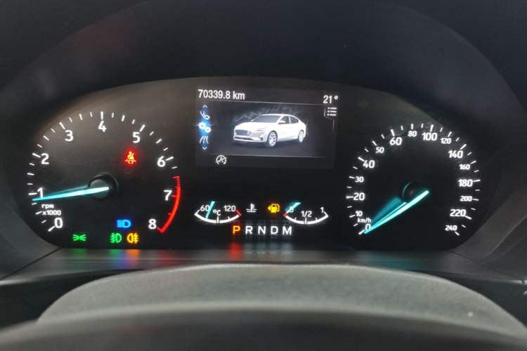 Used Ford Focus 2019 Sedan EcoBoost 180 Automatic Trend Edition Instrument Cluster
