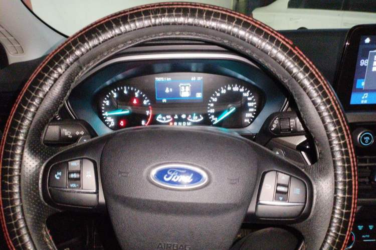 Used Ford Focus 2019 Hatchback EcoBoost 180 Automatic Trendy Model Instrument Cluster