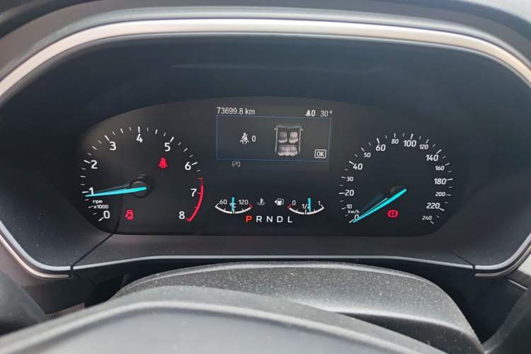 Used Ford Focus 2019 Two-Door EcoBoost 125 Automatic Trendy Model China VI Standard Instrument Cluster