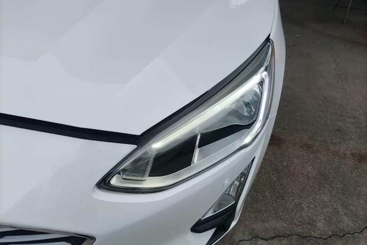 Used Ford Focus 2019 Sedan EcoBoost 125 Automatic Trendy Model China V Standard Left Front Headlight
