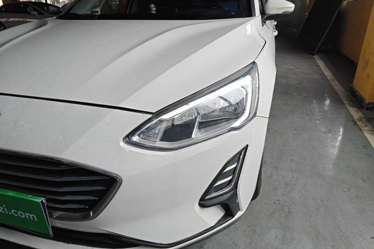 Used Ford Focus 2019 Hatchback 1.5L Automatic Sharp Edition China V Standard Left Front Headlight