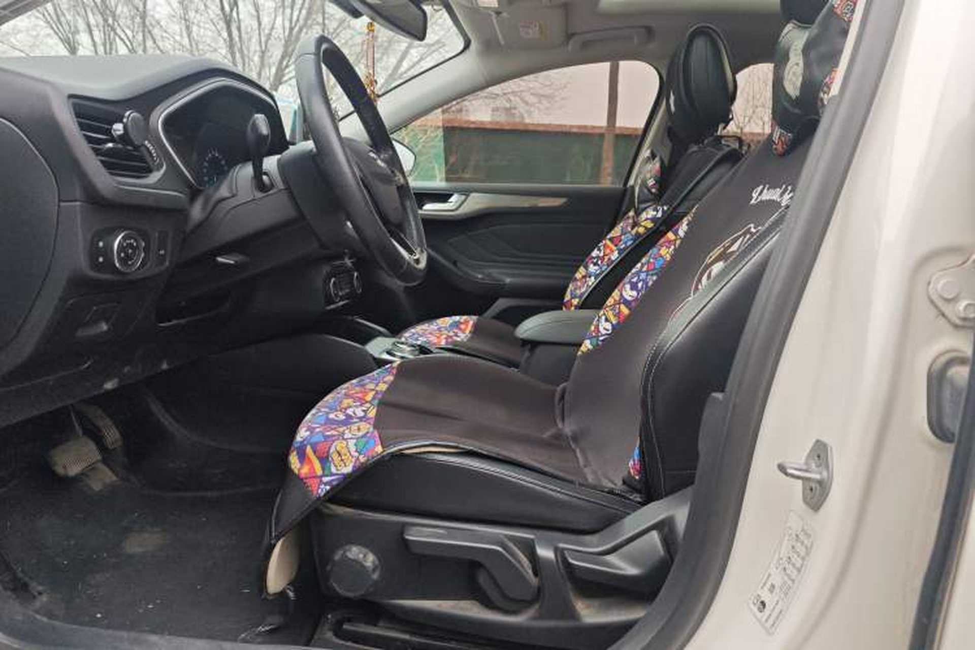 Used Ford Focus 2019 Sedan EcoBoost 125 Automatic Trendy Model China VI Standard Left Front Seat