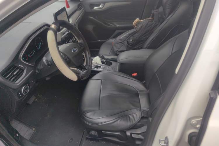 Used Ford Focus 2019 Sedan EcoBoost 180 Automatic Trend Edition Left Front Seat