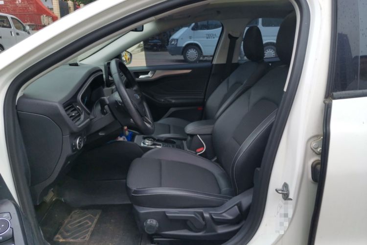 Used Ford Focus 2019 Sedan EcoBoost 180 Automatic Trend Edition Left Front Seat
